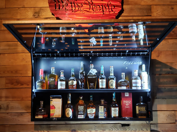 RUSTIC AMERICAN FLAG WALL SAFE Freeman USA