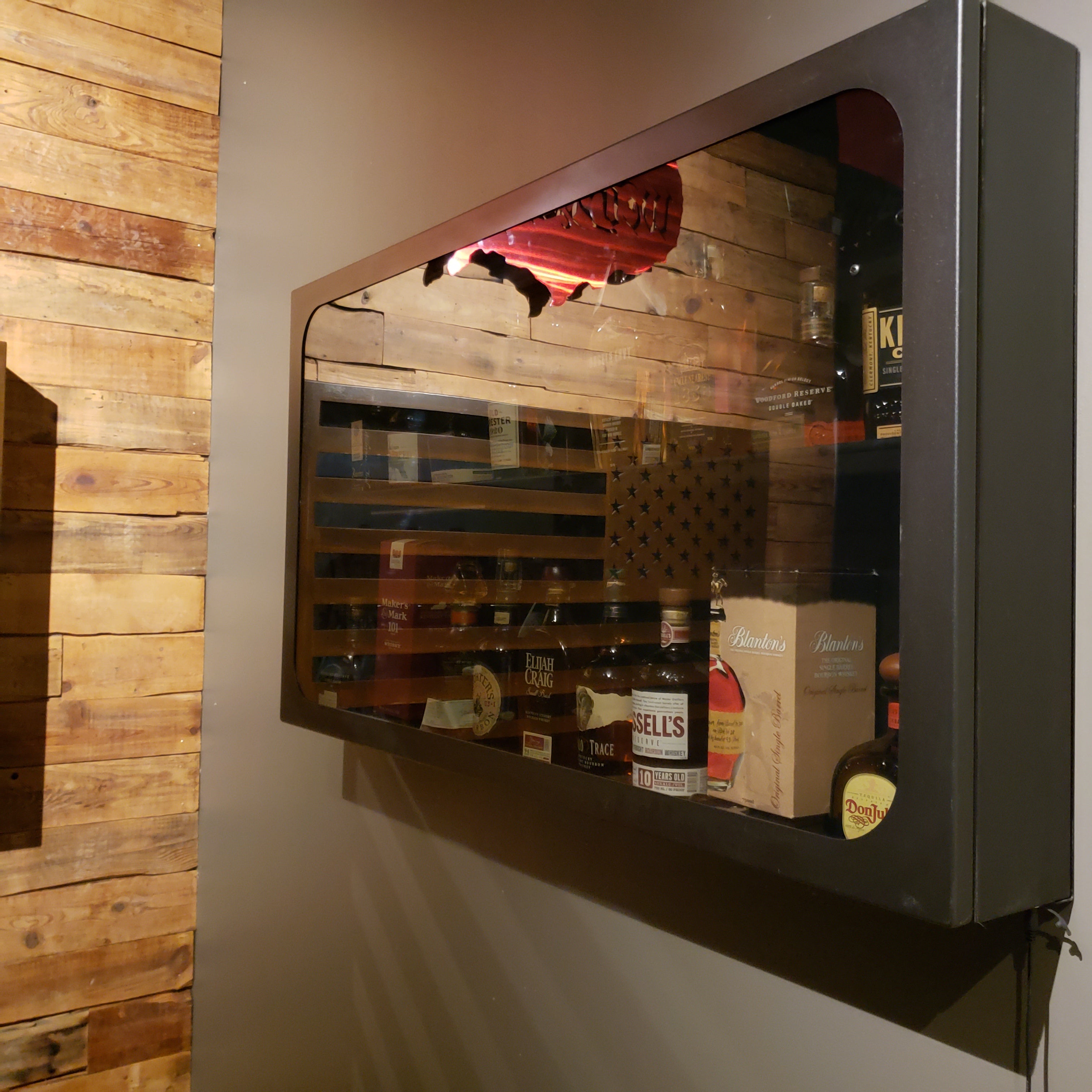 Full View Security Cabinet – Freeman USA